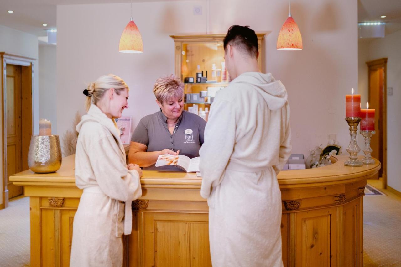 Hotel Salzburger Hof ツァウヘンゼー エクステリア 写真