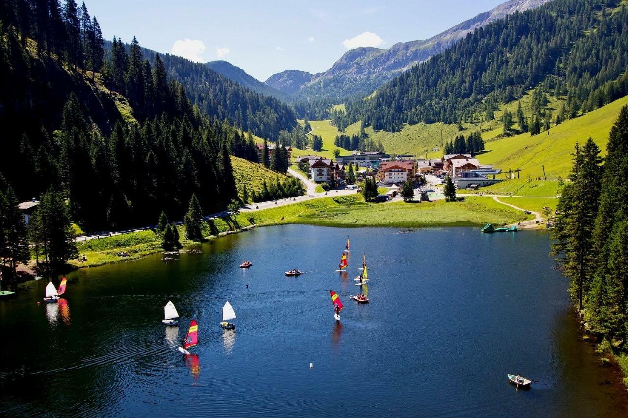 Hotel Salzburger Hof ツァウヘンゼー エクステリア 写真